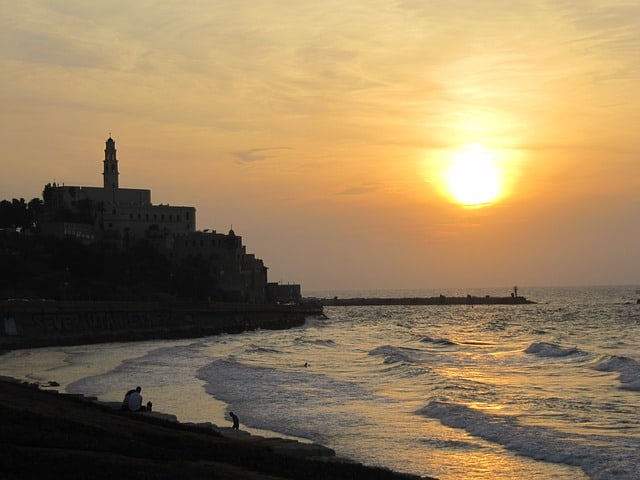 haifa tel aviv sunset
brands that failed internationally - Starbucks in Israel