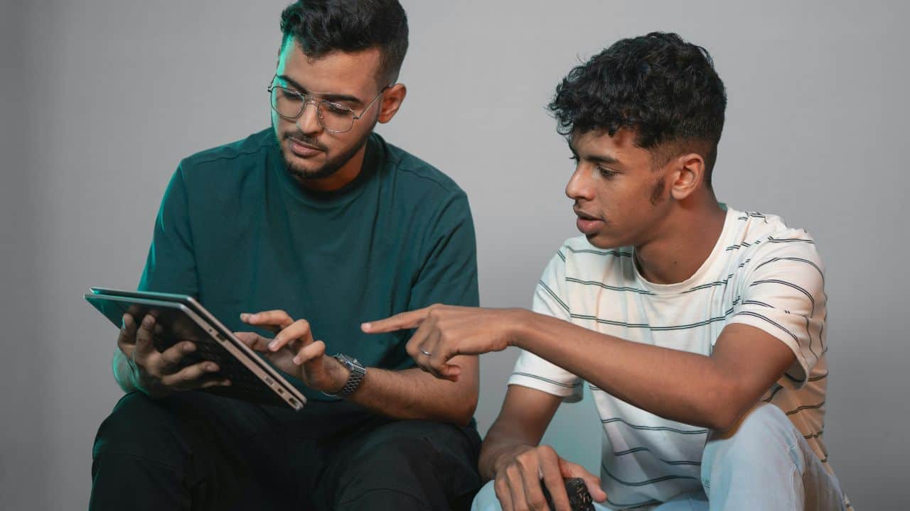 giving feedback to international teams